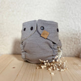 WickelArt Wollüberhose Mini Streifehörndli vorne