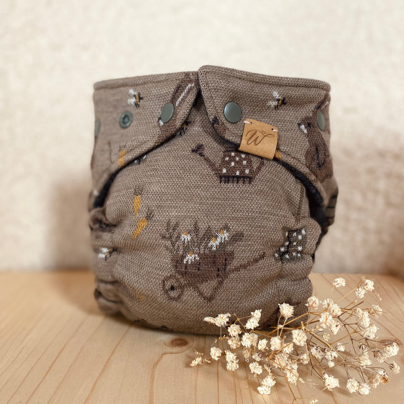 WickelArt Wollüberhose OneSize  Osterhäsli vorne