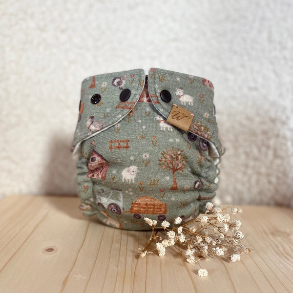 WickelArt Wollüberhose Mini Buurehof vorne