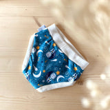Trainingshöschen PetitLulu Bears on the Moon hinten